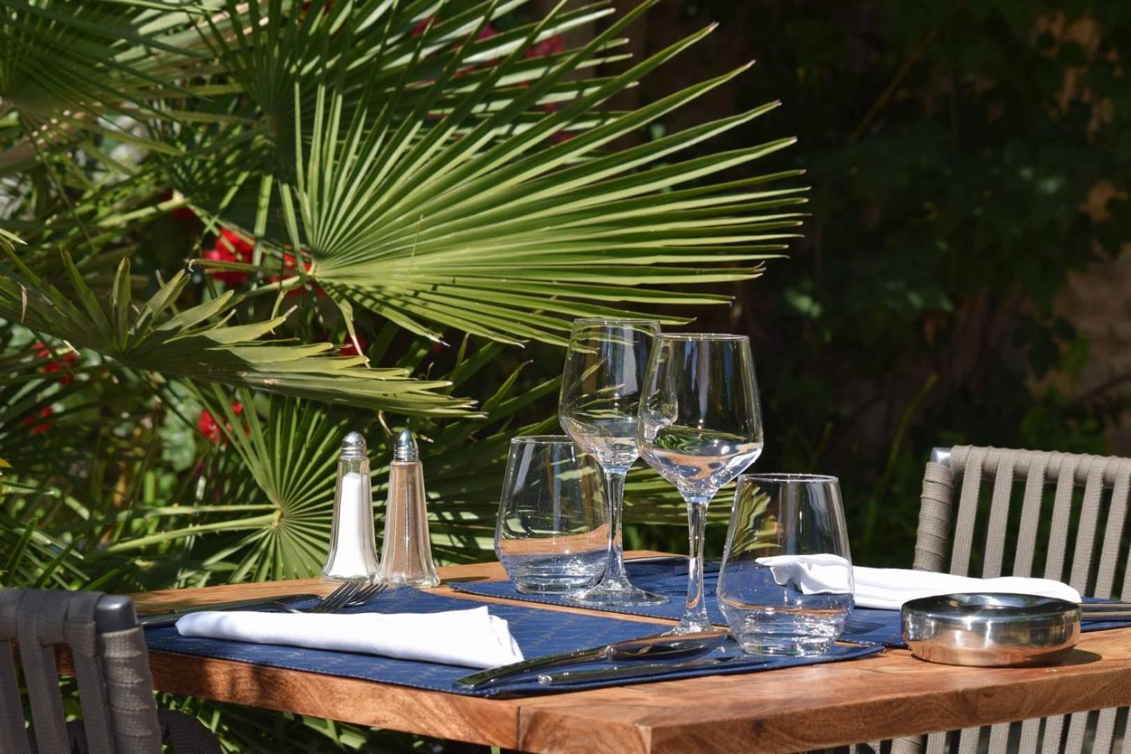 La Bastide Bleue Hotel Seguret Luaran gambar